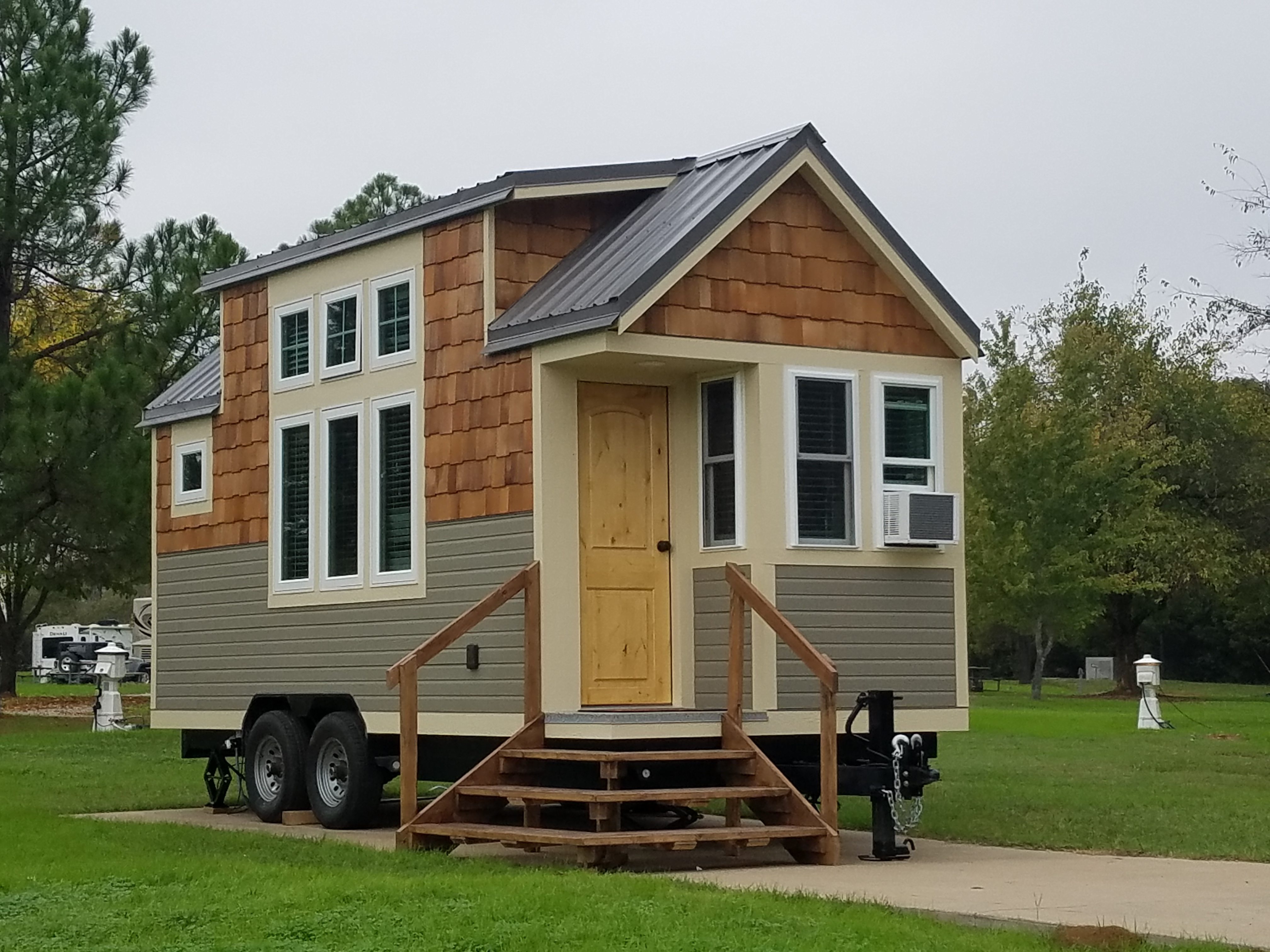 Tiny House Rentals - Tiny Homes for Rent near Me | Mill ...