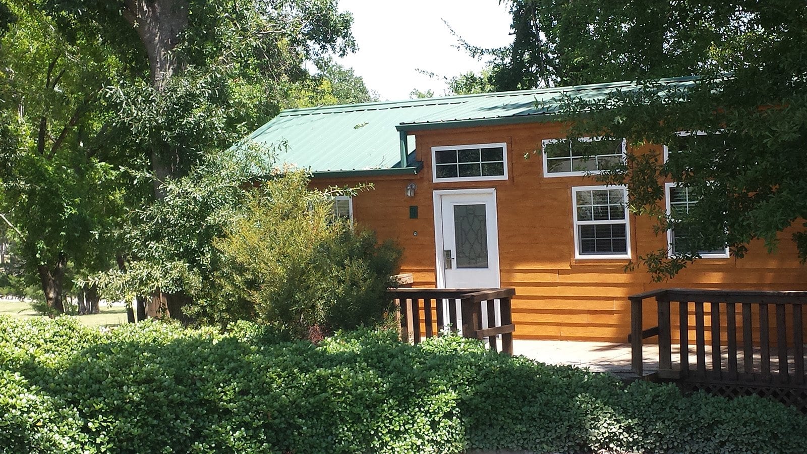 Facade of accessible cottage in Canton, TX